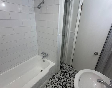 349 Laquita Drive Se - Photo Thumbnail 9
