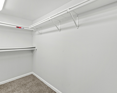 16527 Orange Avenue - Photo Thumbnail 31