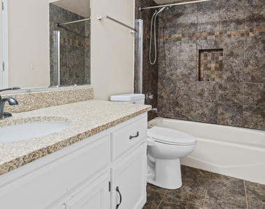 16527 Orange Avenue - Photo Thumbnail 21