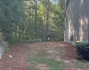 3300 Hidden Cove Circle - Photo Thumbnail 16
