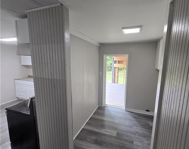 2480 Brand Drive - Photo Thumbnail 5