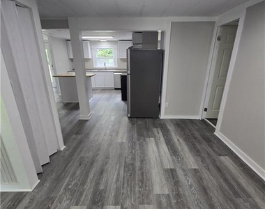 2480 Brand Drive - Photo Thumbnail 14