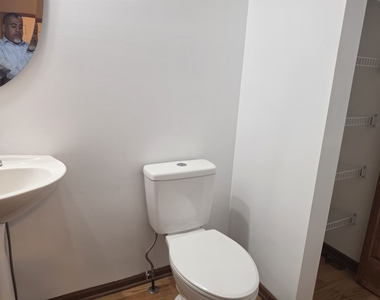 2350 Fishhook Way - Photo Thumbnail 8