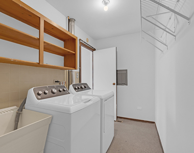 184 S Circle Avenue - Photo Thumbnail 13