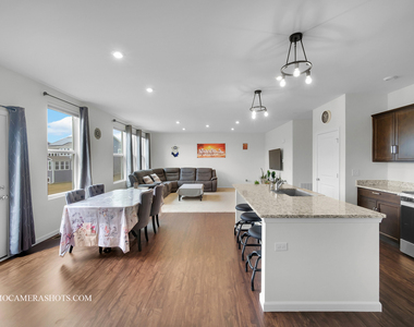 1398 Kessler Drive - Photo Thumbnail 11