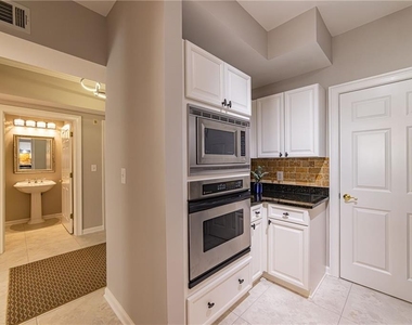 3275 Lenox Road Ne - Photo Thumbnail 9