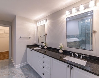 3275 Lenox Road Ne - Photo Thumbnail 32