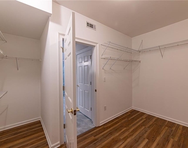 3275 Lenox Road Ne - Photo Thumbnail 41