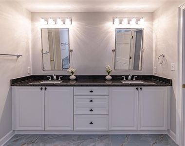 3275 Lenox Road Ne - Photo Thumbnail 33