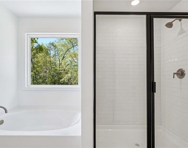 240 Silverleaf Trl - Photo Thumbnail 13