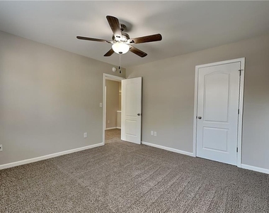 4444 Sequoia Park Trail - Photo Thumbnail 13