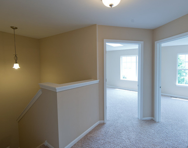 2927 White Thorn Circle - Photo Thumbnail 6