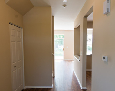 2927 White Thorn Circle - Photo Thumbnail 2
