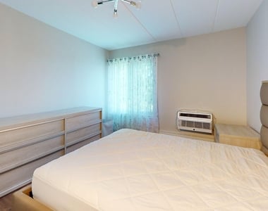 16 E Old Willow Road - Photo Thumbnail 7