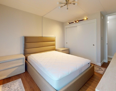 16 E Old Willow Road - Photo Thumbnail 8