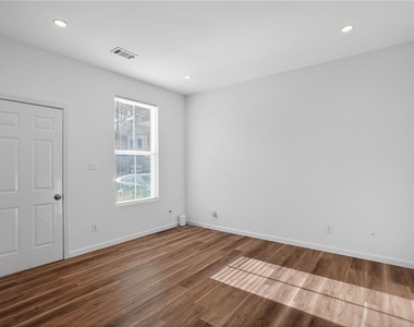 4011 Redan Road - Photo Thumbnail 1