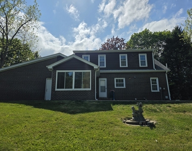 87 W Surrey Lane - Photo Thumbnail 59