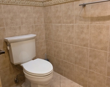 87 W Surrey Lane - Photo Thumbnail 45