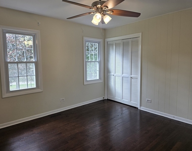 87 W Surrey Lane - Photo Thumbnail 35