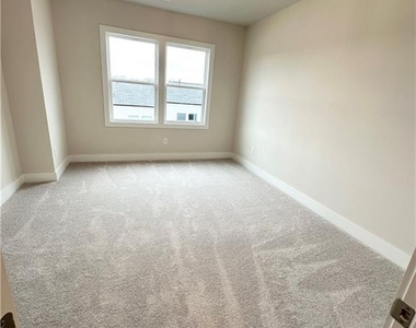 1237 Waldon Crossing - Photo Thumbnail 23