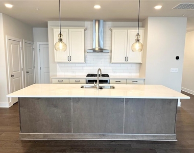 1237 Waldon Crossing - Photo Thumbnail 5