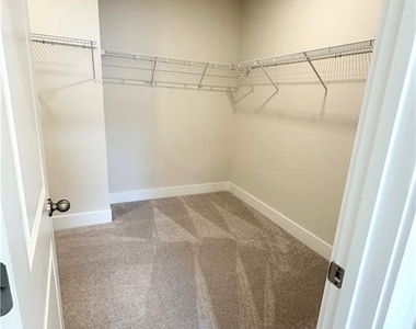 1237 Waldon Crossing - Photo Thumbnail 11