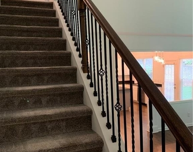 3470 Stoneham Drive - Photo Thumbnail 12