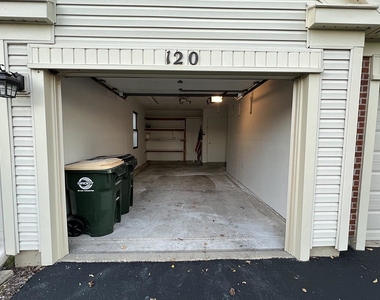 120 Inverness Court - Photo Thumbnail 14