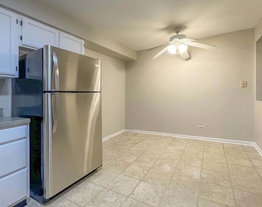 120 Inverness Court - Photo Thumbnail 9