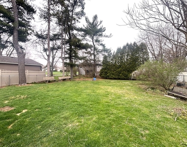 440 W Meadow Avenue - Photo Thumbnail 12