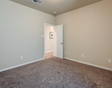 5542 Sallow Bay Lane - Photo Thumbnail 5