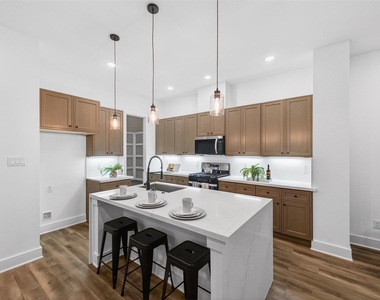 3003 Delano Street - Photo Thumbnail 25