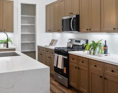 3003 Delano Street - Photo Thumbnail 27