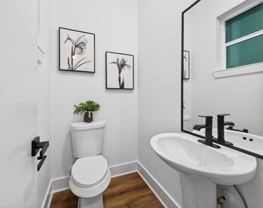 3003 Delano Street - Photo Thumbnail 33
