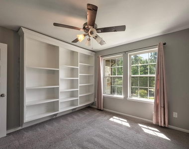 23807 Brenta Valley Drive - Photo Thumbnail 11