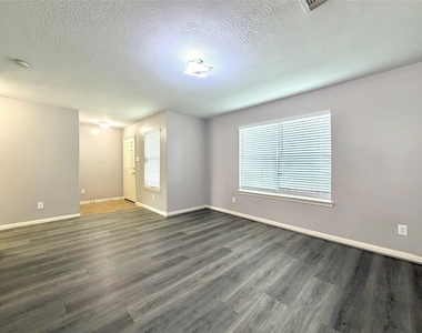 6415 Mountain Pines Lane - Photo Thumbnail 3