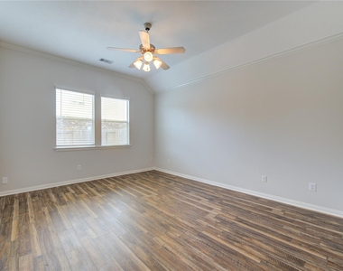 24615 Lakecrest Bend Drive - Photo Thumbnail 16