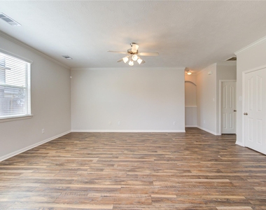 24615 Lakecrest Bend Drive - Photo Thumbnail 14