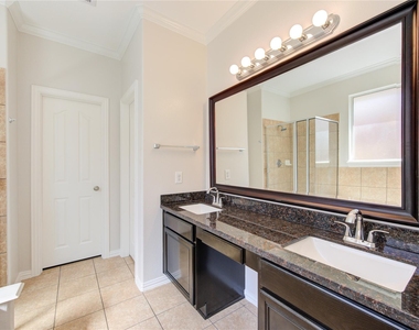 24615 Lakecrest Bend Drive - Photo Thumbnail 20