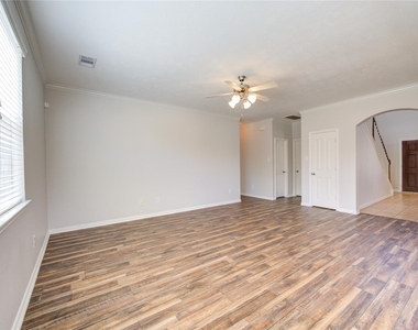 24615 Lakecrest Bend Drive - Photo Thumbnail 11