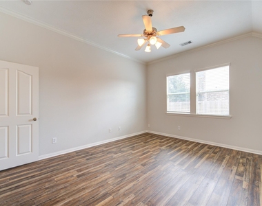 24615 Lakecrest Bend Drive - Photo Thumbnail 15