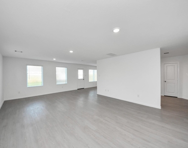 6415 Geyser Starish Drive - Photo Thumbnail 8