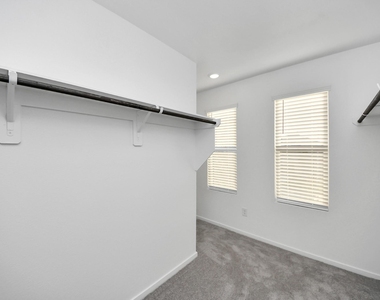 6415 Geyser Starish Drive - Photo Thumbnail 34