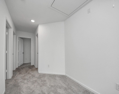 6415 Geyser Starish Drive - Photo Thumbnail 21