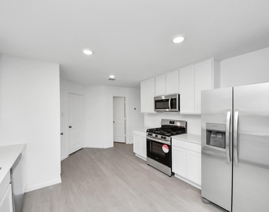 6415 Geyser Starish Drive - Photo Thumbnail 16