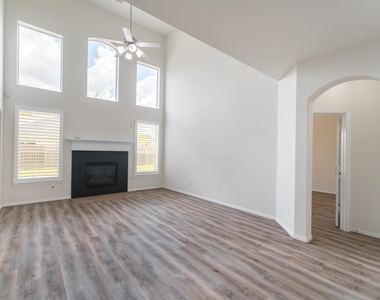 25618 Crisp Spring Lane - Photo Thumbnail 8