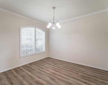 25618 Crisp Spring Lane - Photo Thumbnail 6