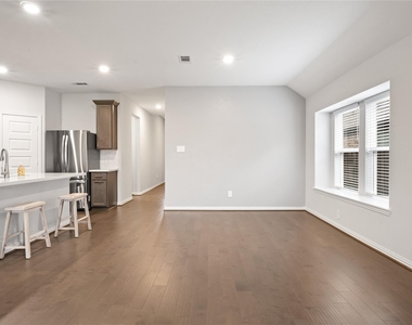 22230 Cortona Glen Drive - Photo Thumbnail 13