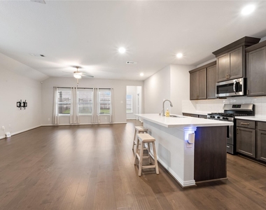 22230 Cortona Glen Drive - Photo Thumbnail 11