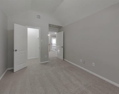 1735 Wilderness Park Court - Photo Thumbnail 9